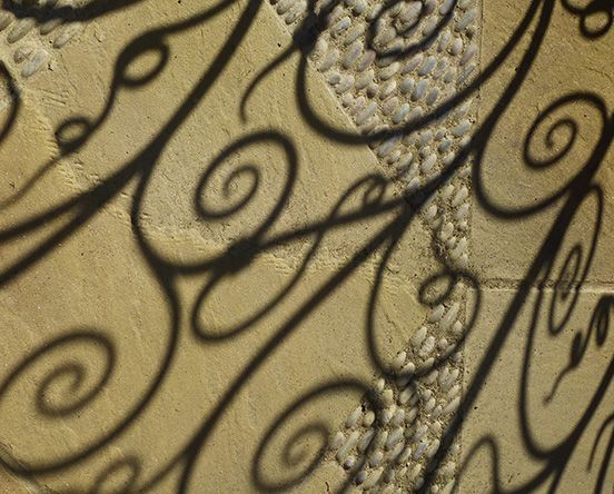 Landscape design:
              A Walled Garden in Ascot