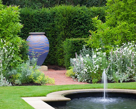 Landscape design A Private Garden in Sunningdale